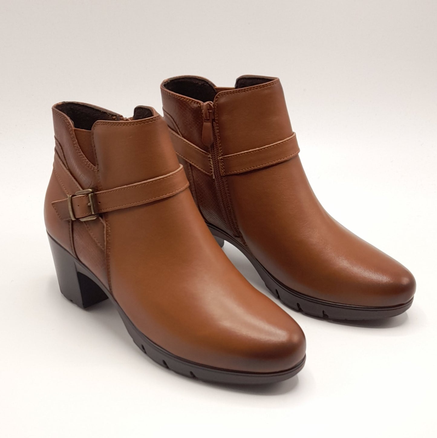 BOTÍN TREINTAS SHOES 3829