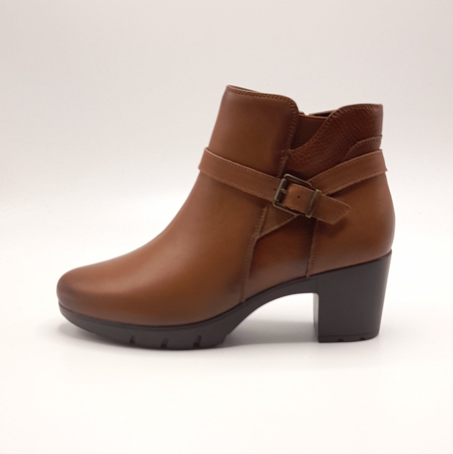 BOTÍN TREINTAS SHOES 3829