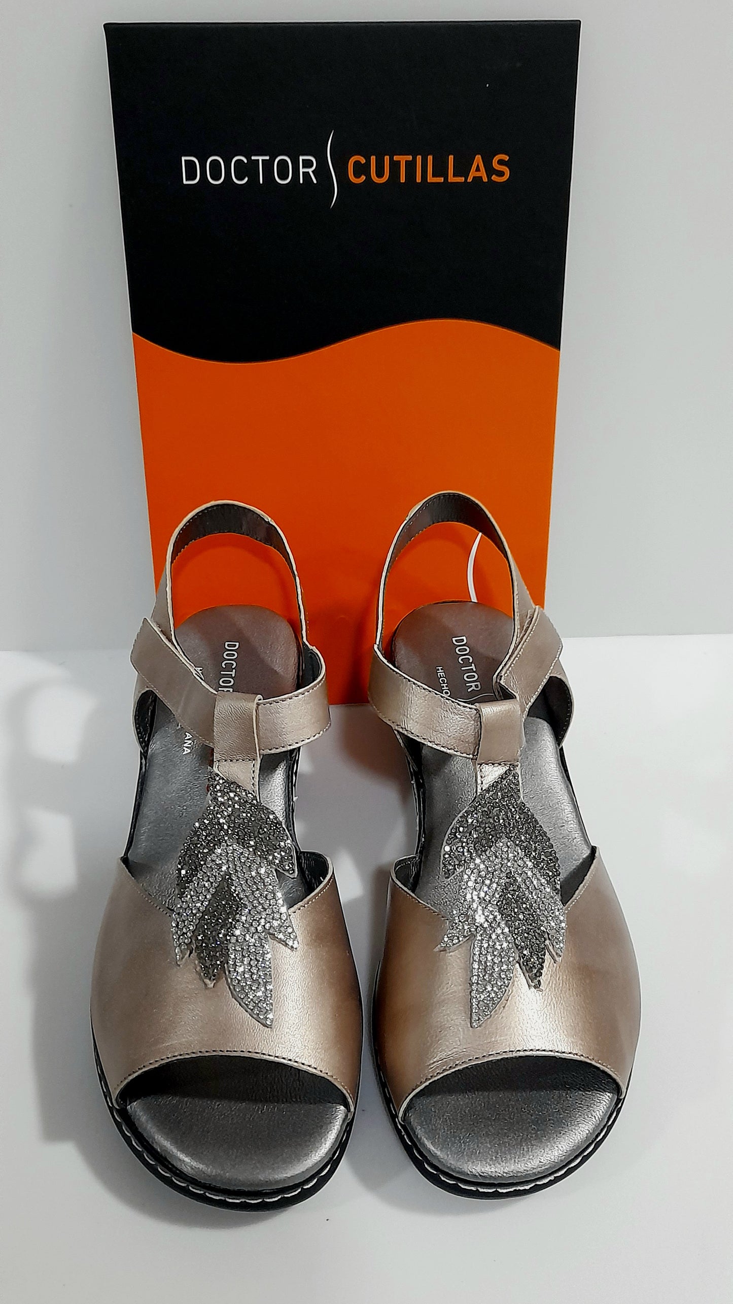 Sandalias mujer DOCTOR CUTILLAS 32141