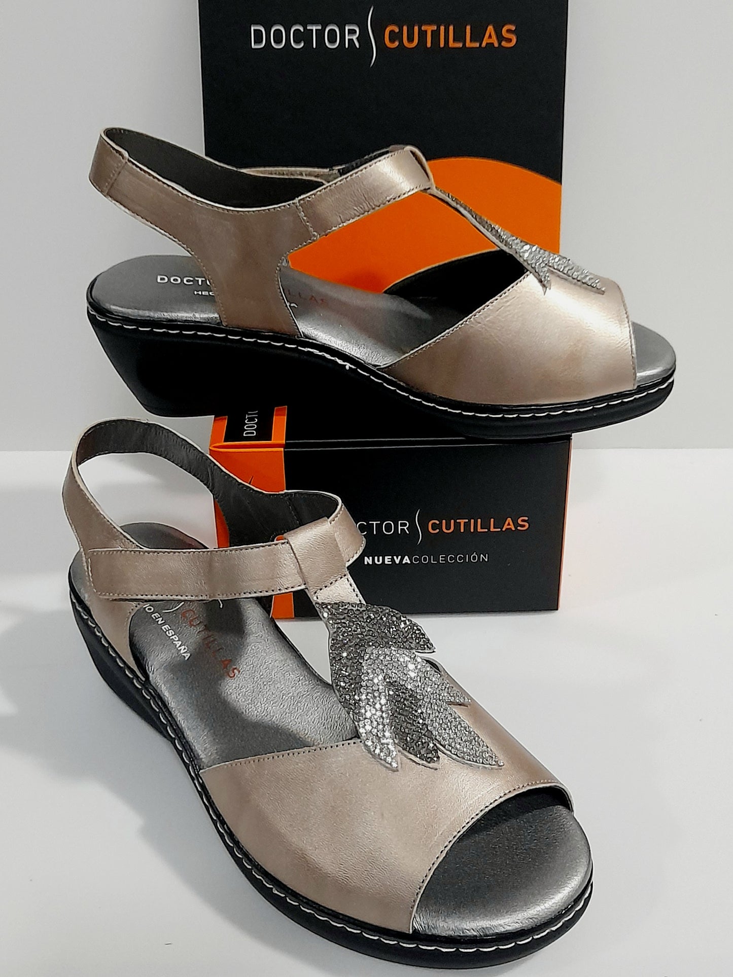 Sandalias mujer DOCTOR CUTILLAS 32141