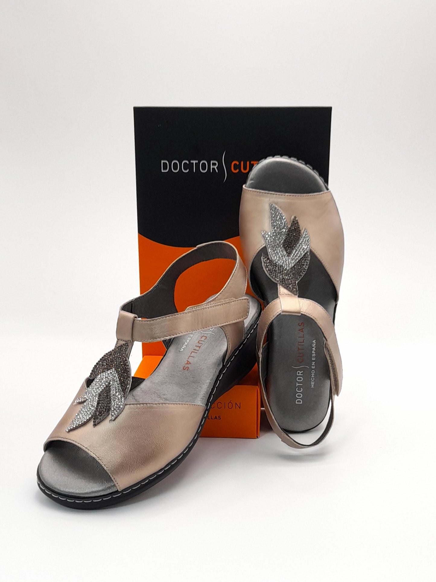 Sandalias DOCTOR CUTILLAS 32141
