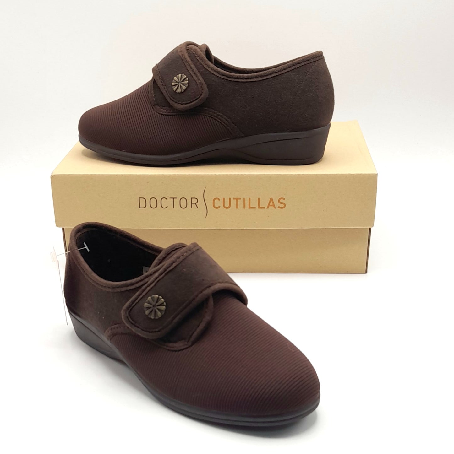 Zapato mujer DOCTOR CUTILLAS 761 MARRÓN