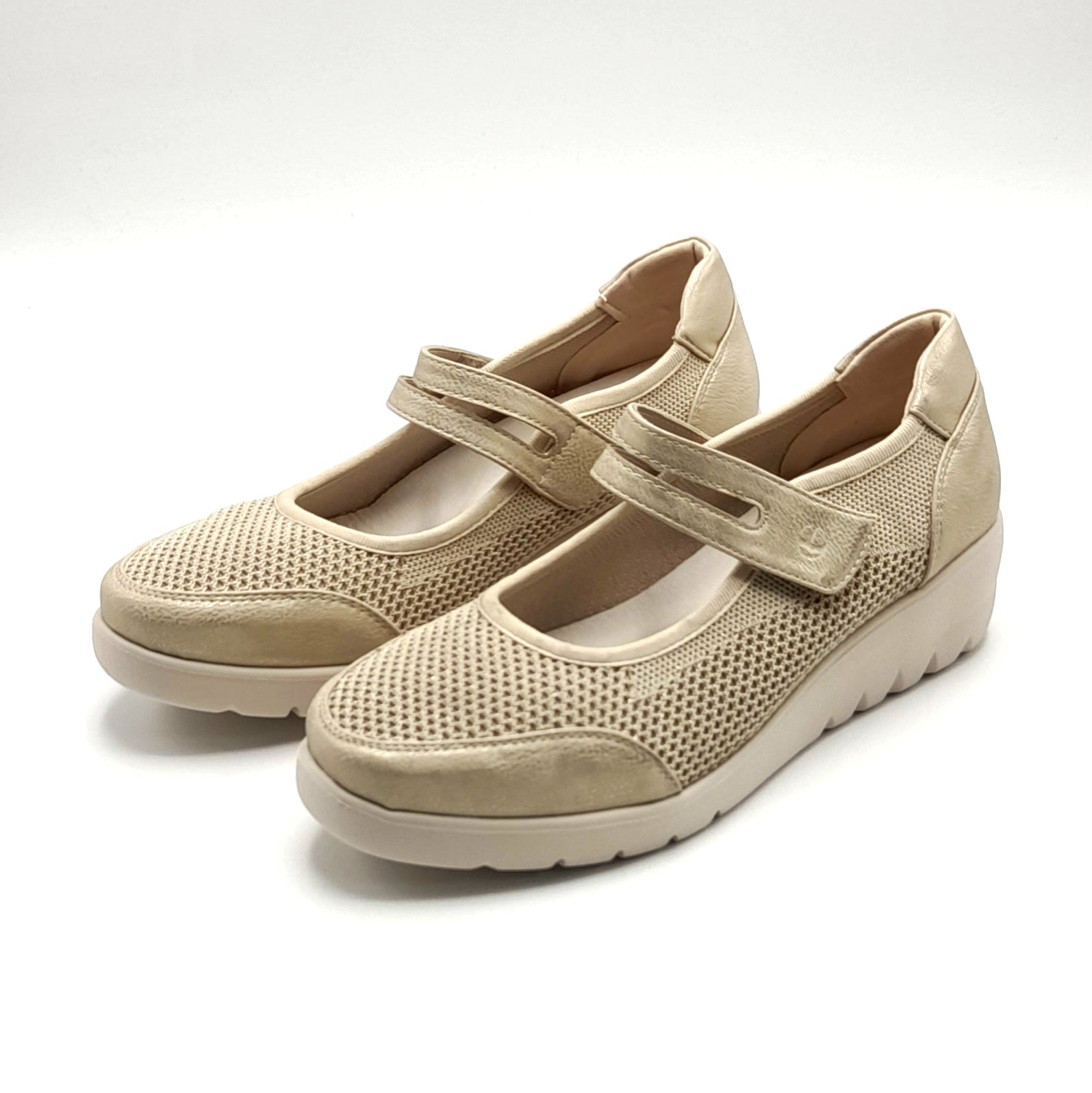 Mercedes Mujer TREINTAS 30´S 4570