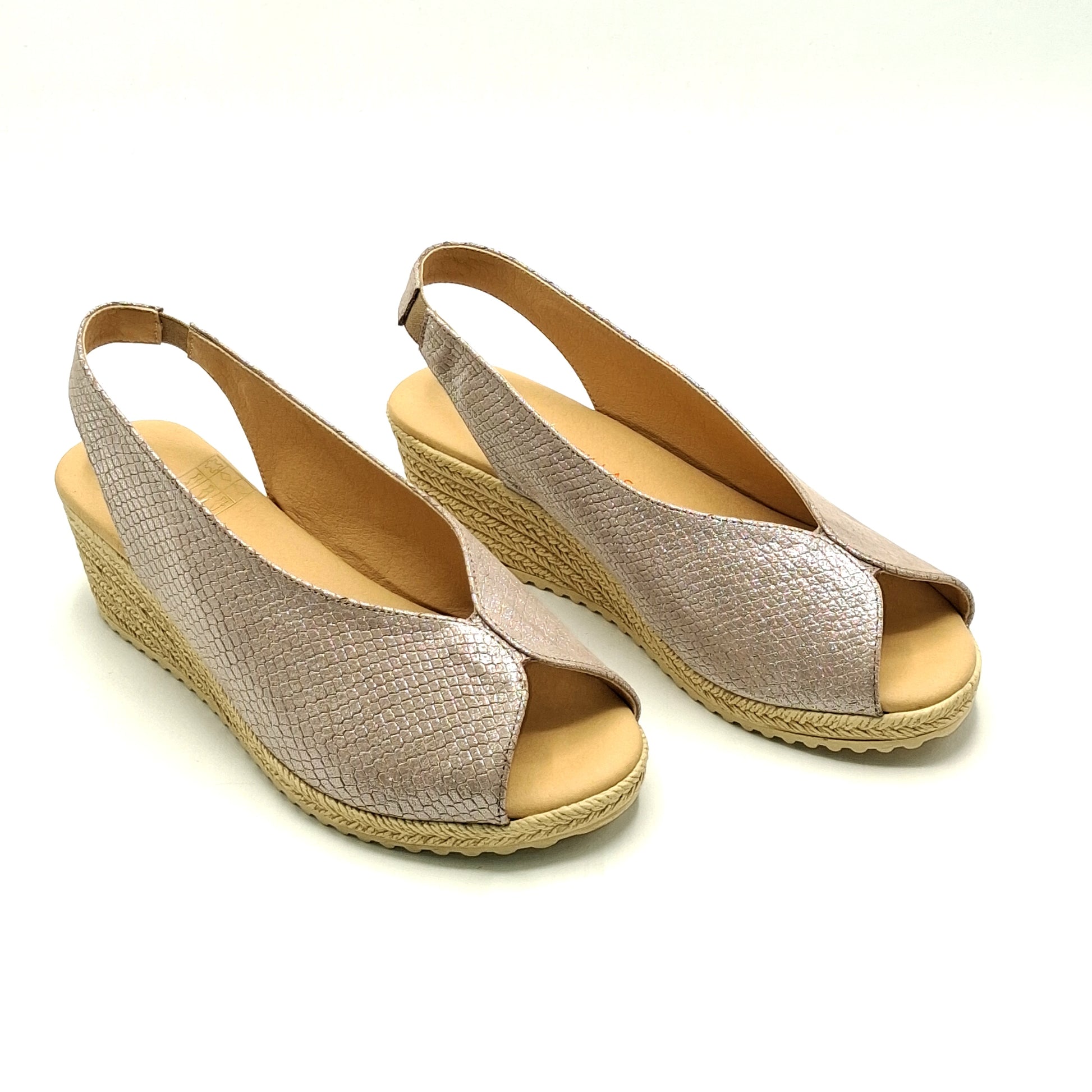 Sandalia cuña Doctor Cutillas 30505 Taupe