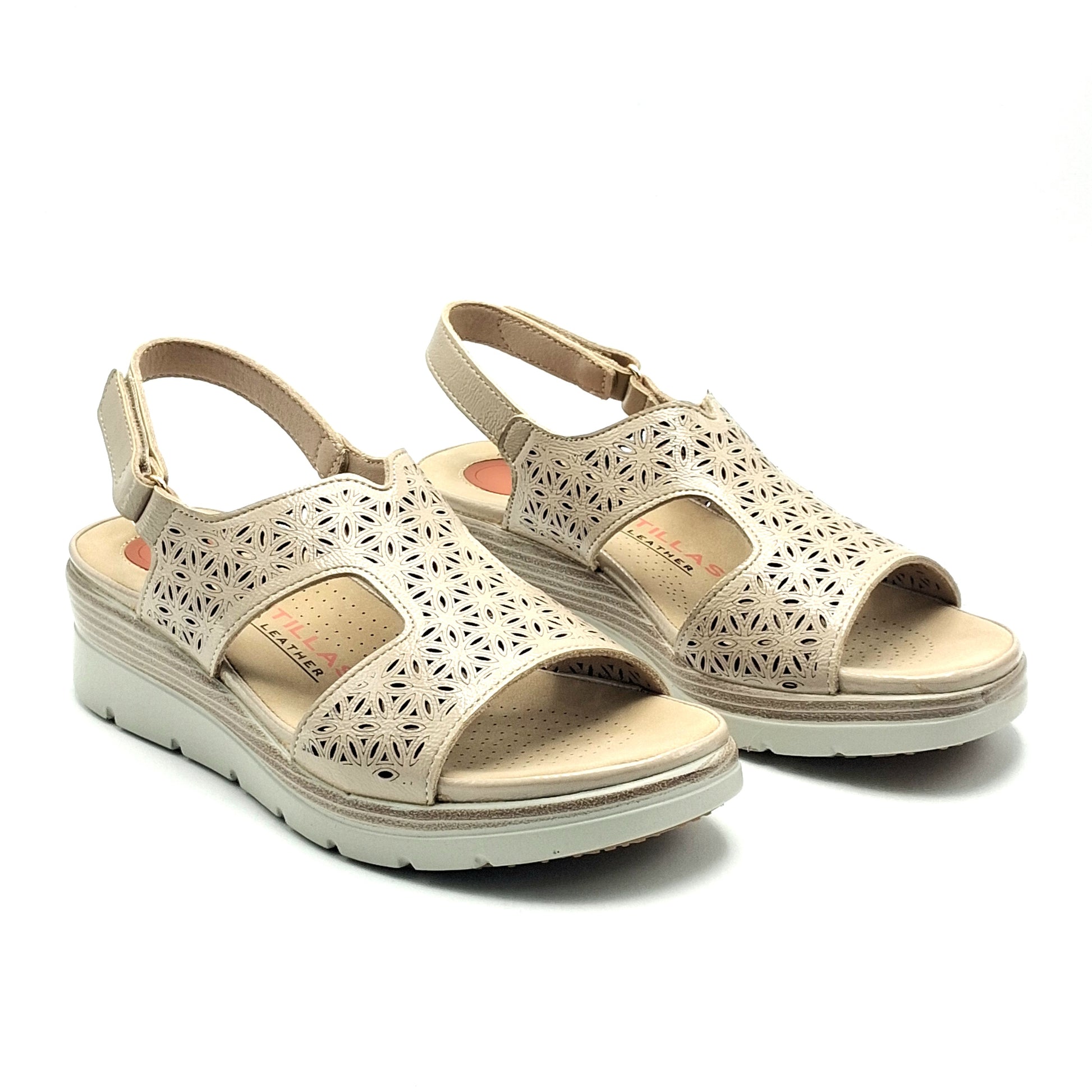 Sandalia cuña Doctor Cutillas 31802 Beig