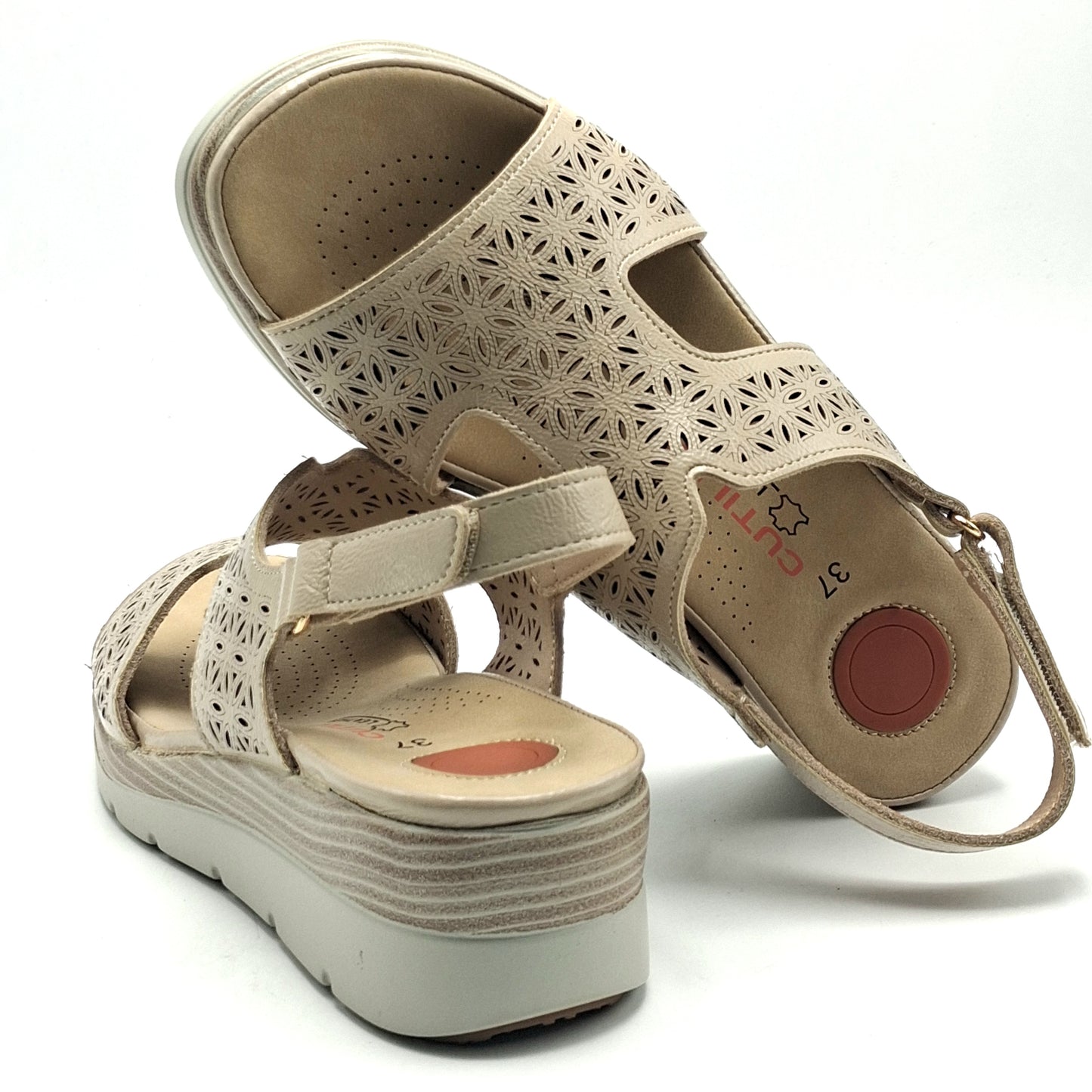 Sandalia cuña Doctor Cutillas 31802 Beig