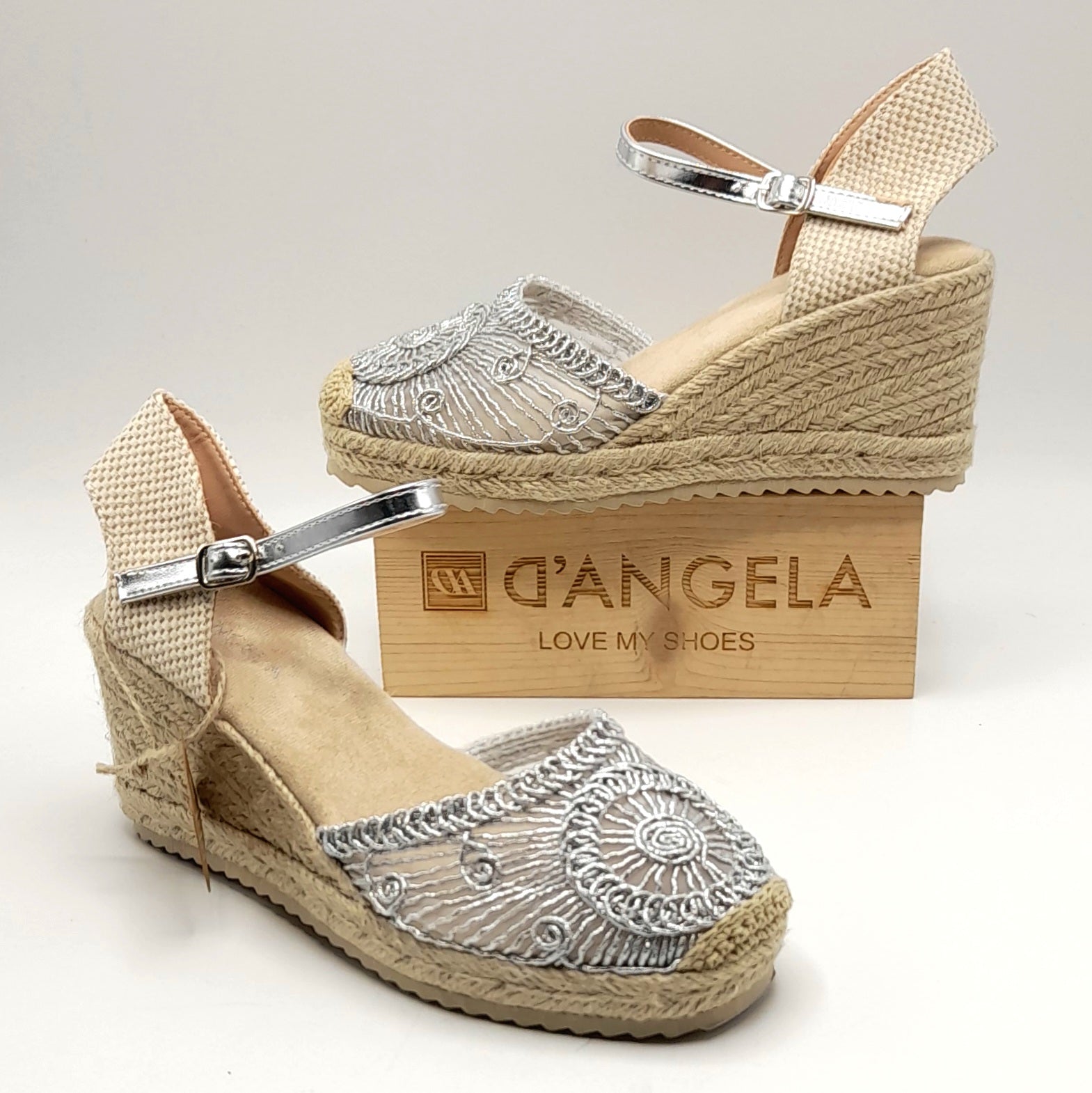 CUÑA YUTE BORDADA D´ANGELA DHA28253 PLATA